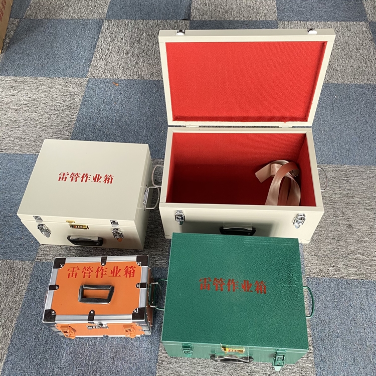 浏阳爆破工程作业箱如何选择？玻璃钢与传统材质的全面对比